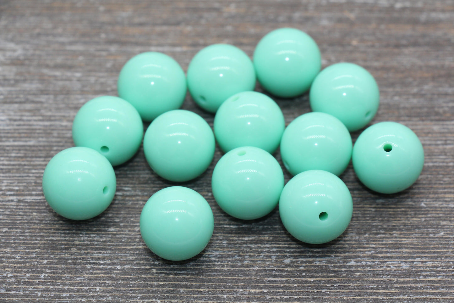 20mm Mint Green Gumball Beads, Round Acrylic Loose Beads, Solid Bubblegum Beads, Chunky Beads, Smooth Round Plastic Beads #1658