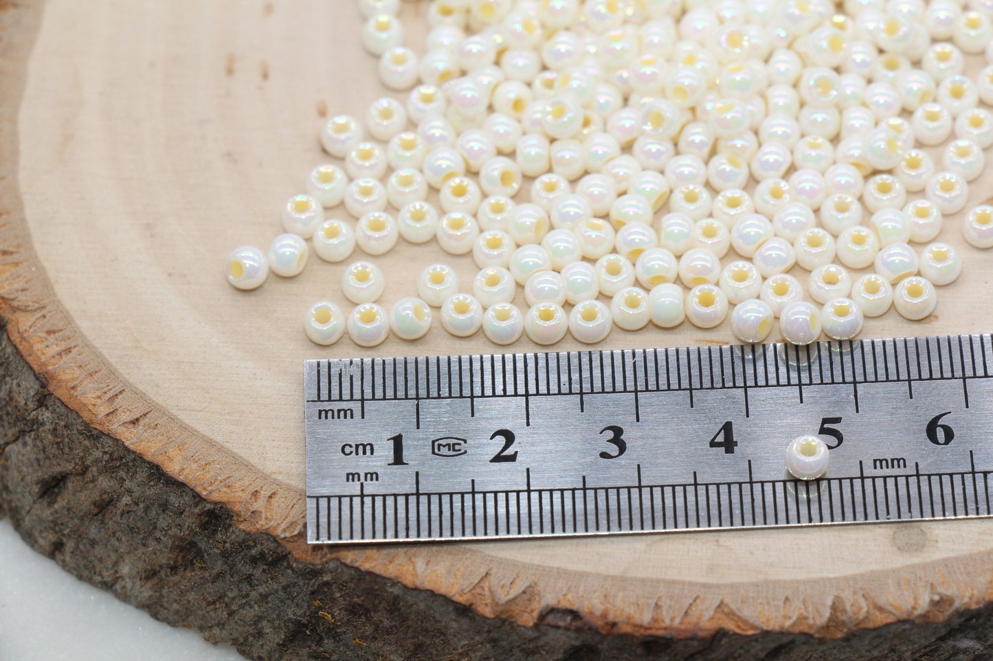 Iridescent Glass Seed Beads, 4mm Shiny Round Glass Seed Beads, Creamy Yellow AB Opaque Seed Beads, Rocailles Beads, Beading Supplies #3226