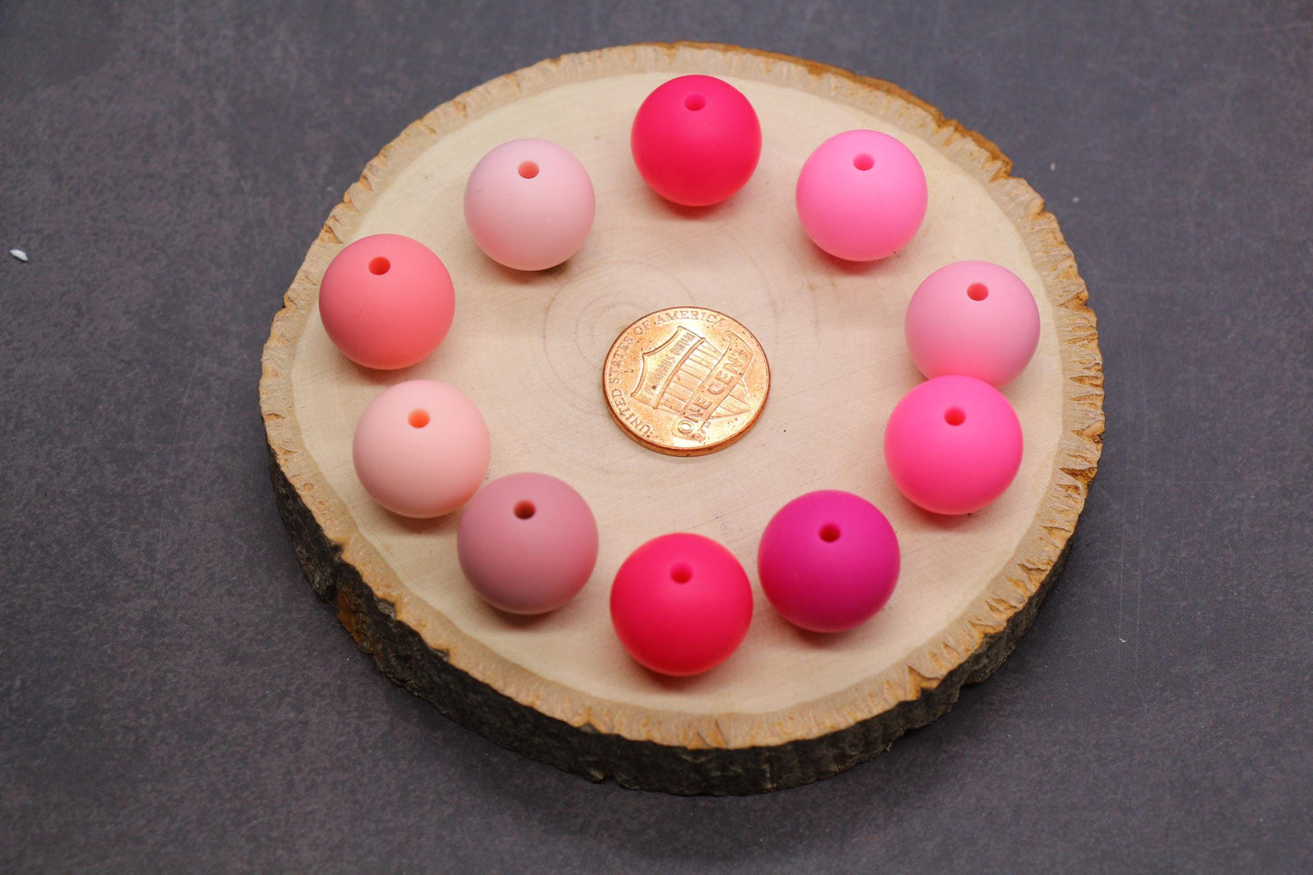 15mm Pink Silicone Beads for Bracelets, Soft Round DIY Jewelry Beads, Keychain Craft Supplies, Pastel Beads for Kids & Adults