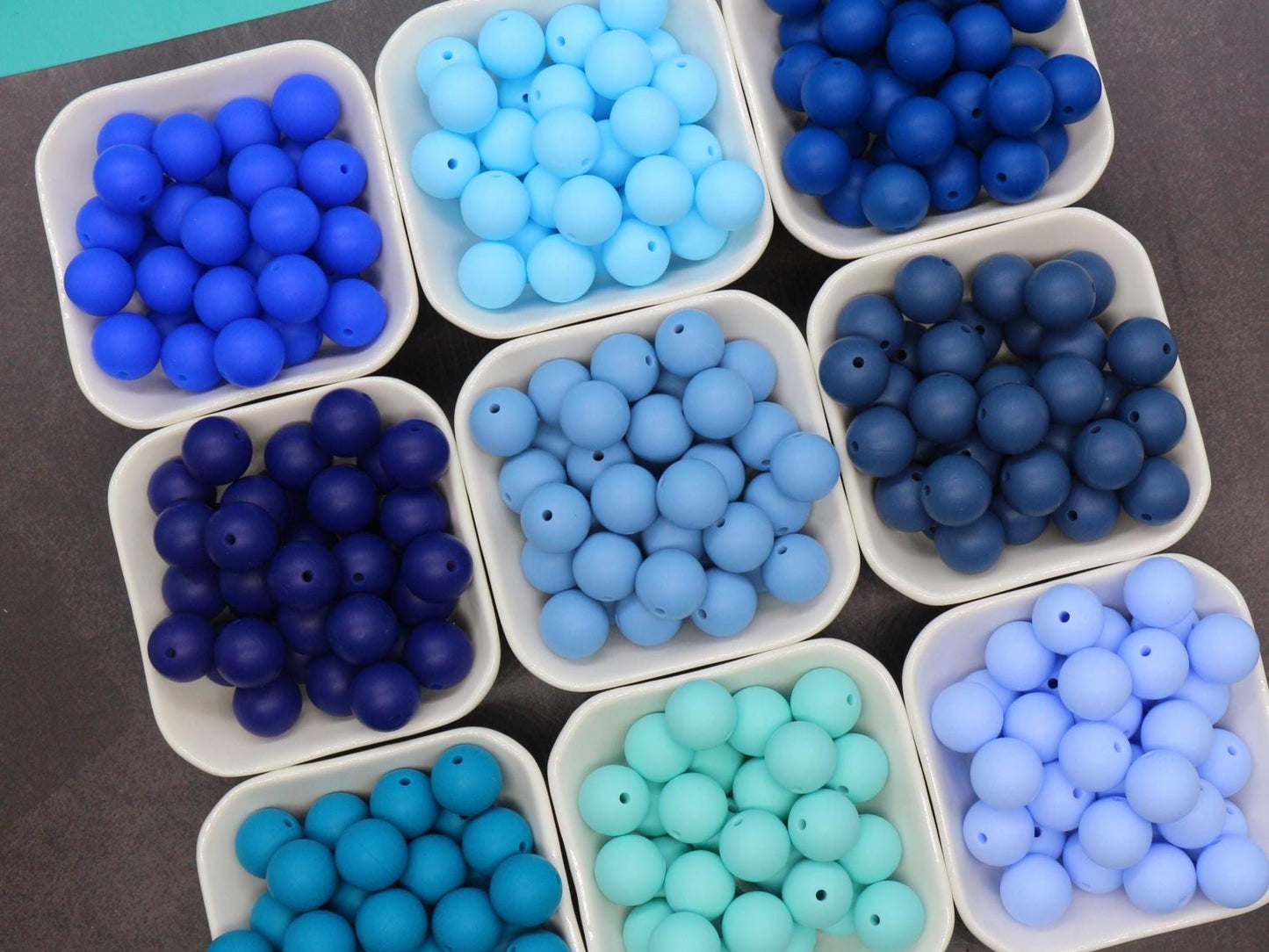 15mm Blue Silicone Beads for Bracelets, Soft Round DIY Jewelry Beads, Keychain Craft Supplies, Silicone Beads for DIY Jewelry Making