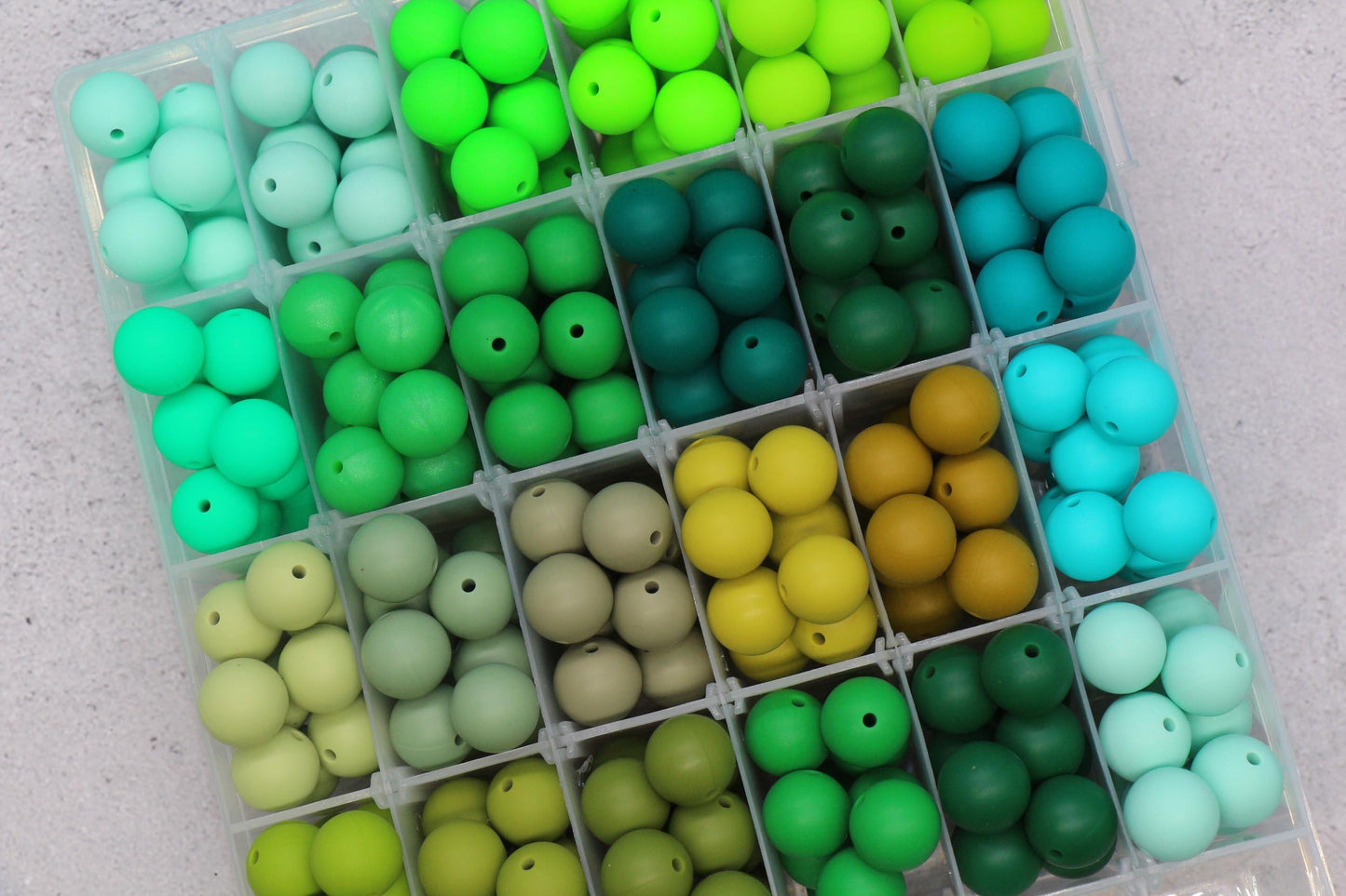 15mm Green Silicone Beads for Bracelets, Soft Round DIY Jewelry Beads, Keychain Craft Supplies, Silicone Beads for DIY Jewelry Making