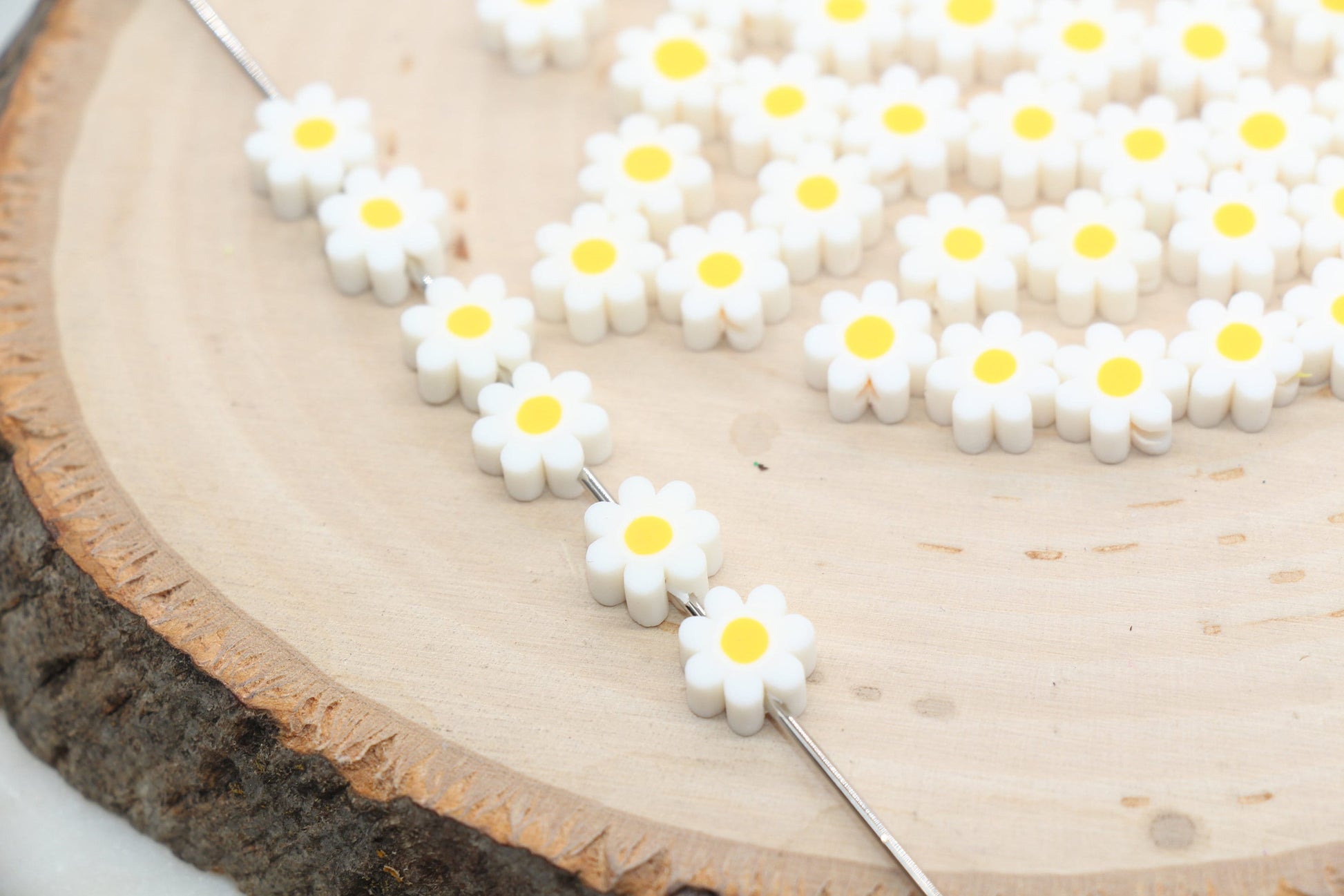 White Flower Polymer Clay Beads, Flower Shape Fimo Cane Beads, Bead for Bracelet #498