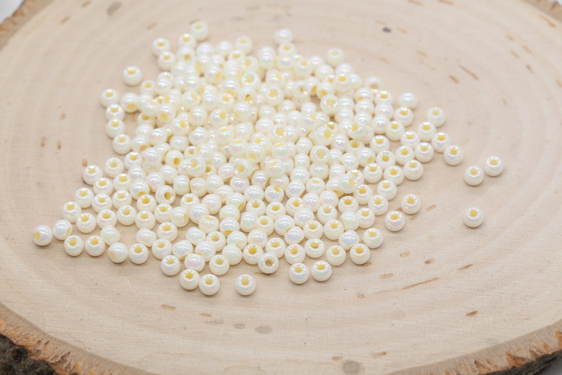 Iridescent Glass Seed Beads, 4mm Shiny Round Glass Seed Beads, Creamy Yellow AB Opaque Seed Beads, Rocailles Beads, Beading Supplies #3226