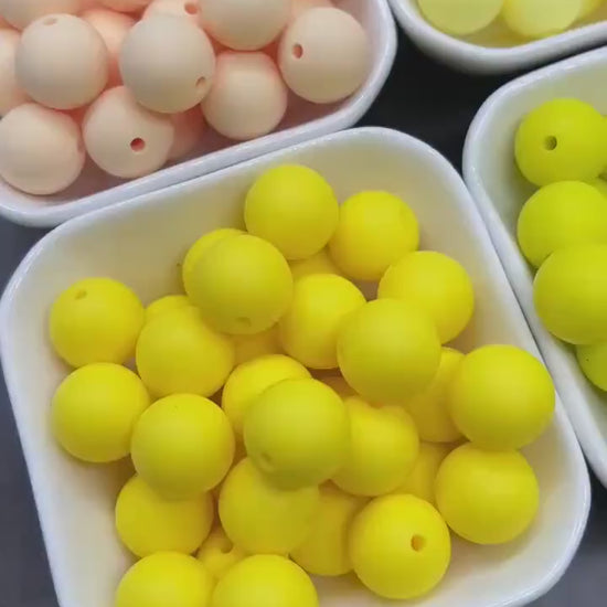 15mm Yellow Silicone Beads for Bracelets, Soft Round DIY Jewelry Beads, Keychain Craft Supplies, Silicone Beads for DIY Jewelry Making