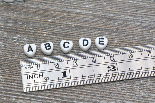 Heart Shape Alphabet Letter Beads, White Beads with Black Letters, Acrylic Alphabet Beads, Name Initial Beads, Bracelet Beads, 7mm #229