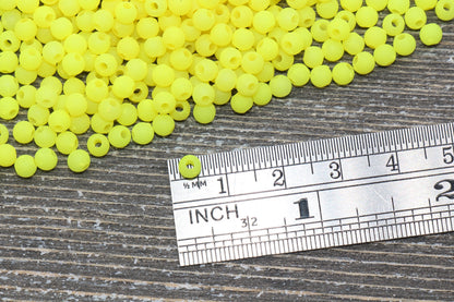 4mm Matte Neon Yellow Round Beads, Acrylic Gumball Beads, Frosted Yellow Round Spacer Beads, Bubblegum Beads, Round Smooth Bead #784