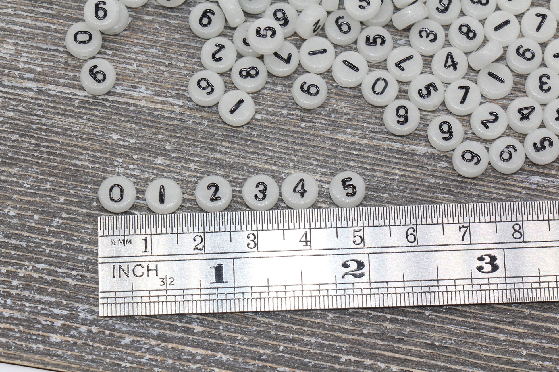 Glow in Dark Number Beads, Glowing Acrylic Mix Number Beads, Flat Round Acrylic Number Beads, Size 7mm #182