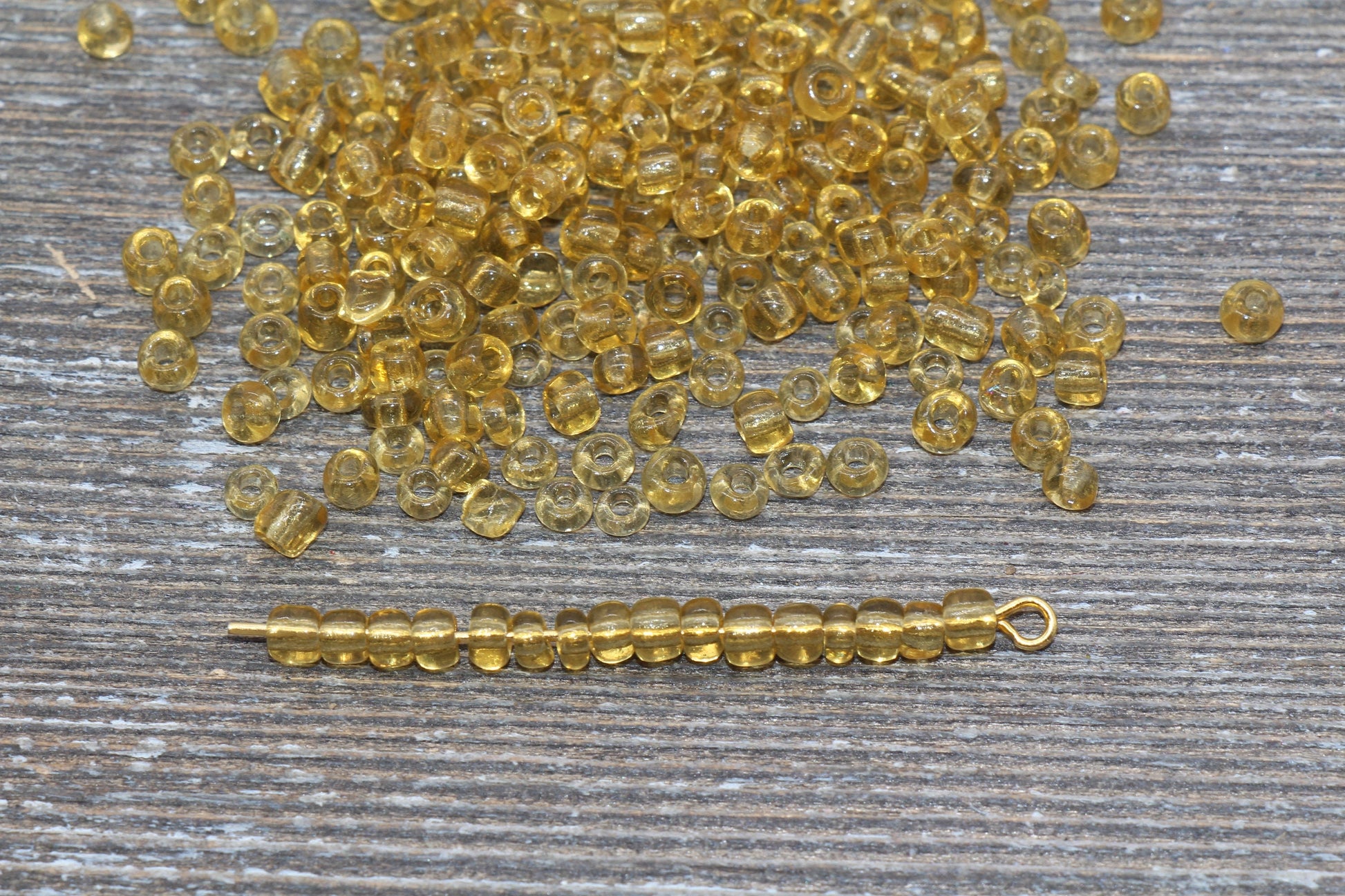 Transparent Glass Seed Beads, 4mm 6/0 Glass Round Seed Beads, Gold Trans Seed Beads, Rocailles Beads, Beading Supplies #1108