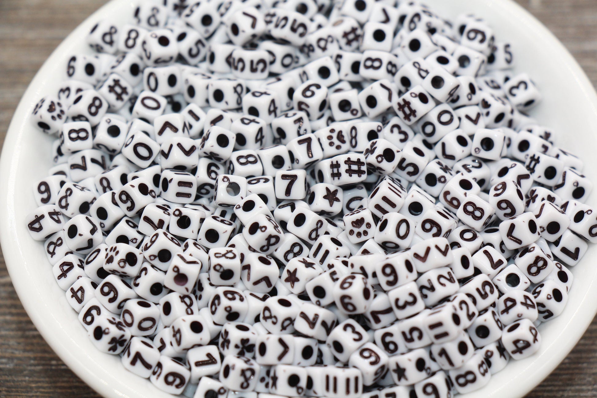 Cube Number Beads, Cube Symbol Beads, White with Black Acrylic Number Beads, Acrylic Square Beads, Slider Beads, Size 5mm #725
