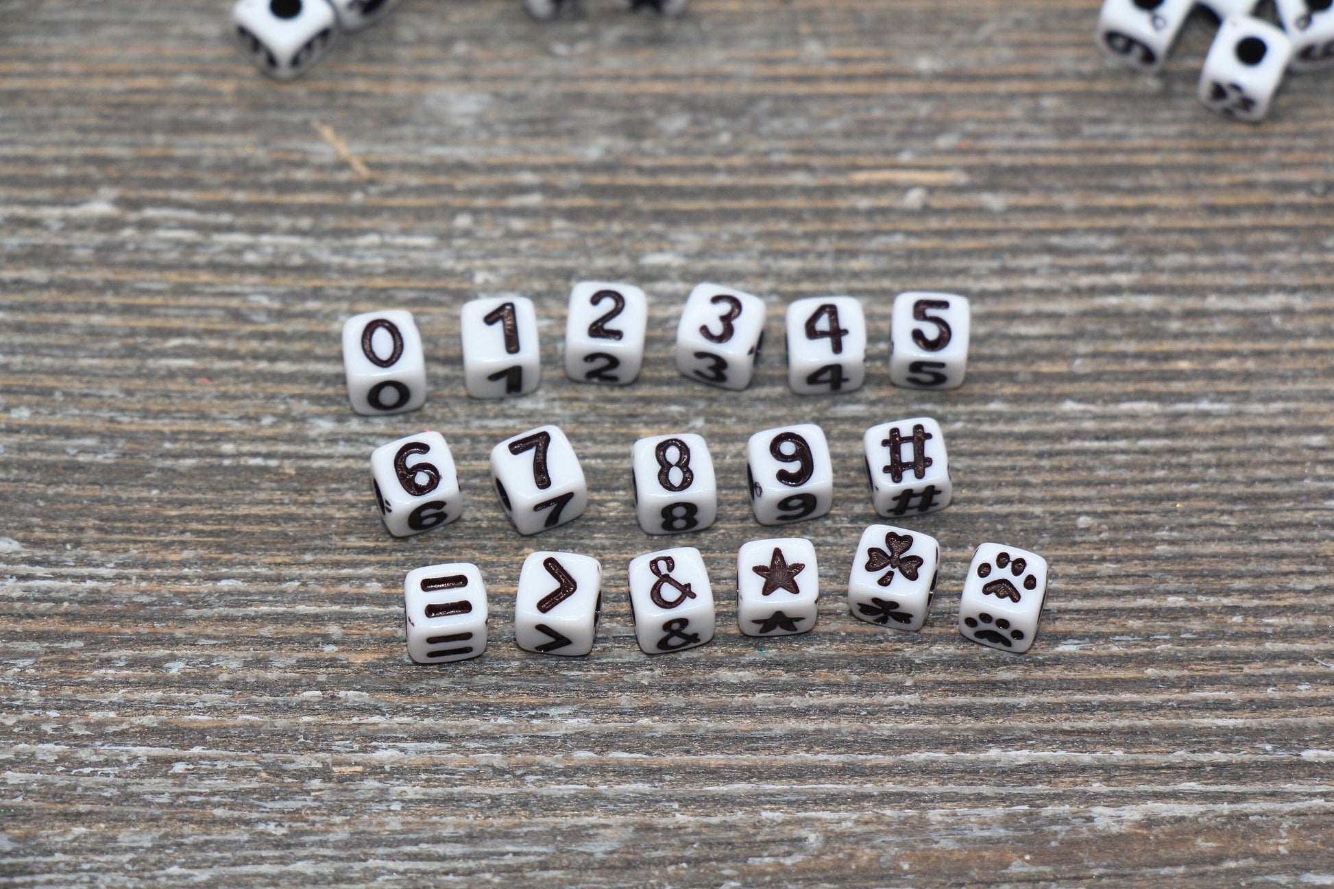 Cube Number Beads, Cube Symbol Beads, White with Black Acrylic Number Beads, Acrylic Square Beads, Slider Beads, Size 5mm #725