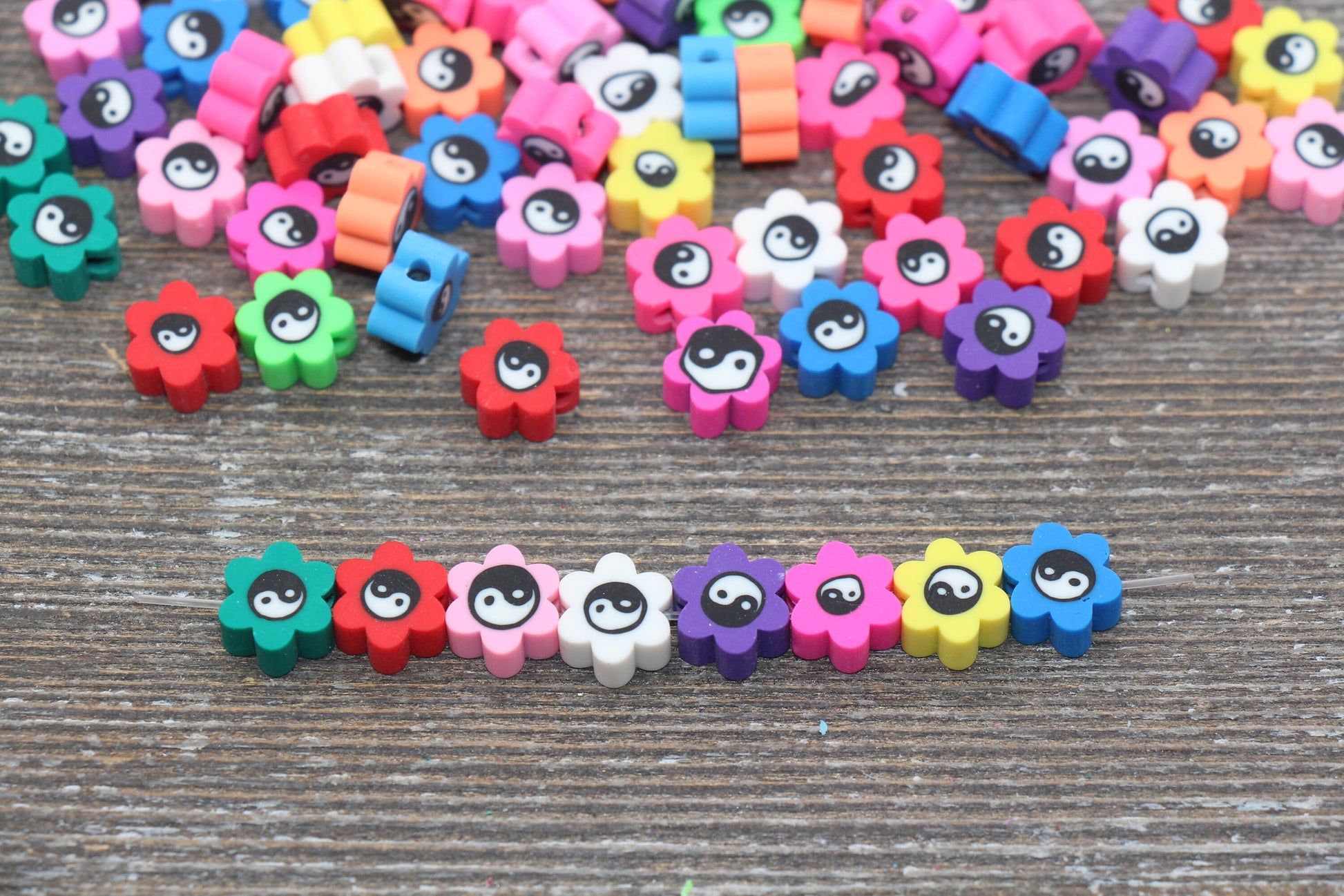 Yin Yang Polymer Clay Beads, Flower Shape Yin-Yang Beads, Mix Yin-Yang Clay Beads, Round Clay Beads, Jewelry Beads, Beads for Bracelet #57