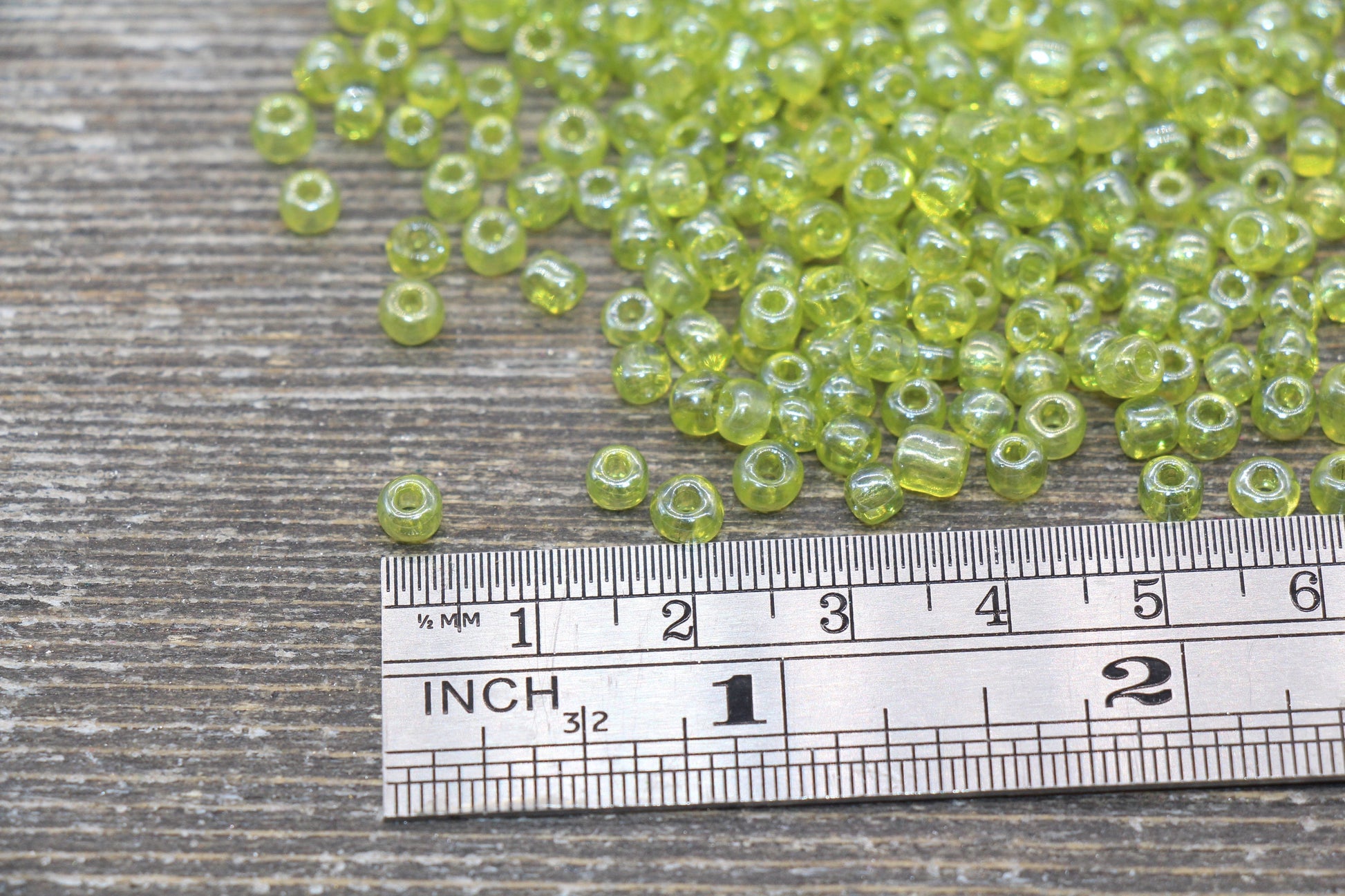 Glossy Transparent Glass Seed Beads, 4mm 6/0 Glass Round Seed Beads, Spring Green Trans Seed Beads, Rocailles Beads, Beading Supplies #2257