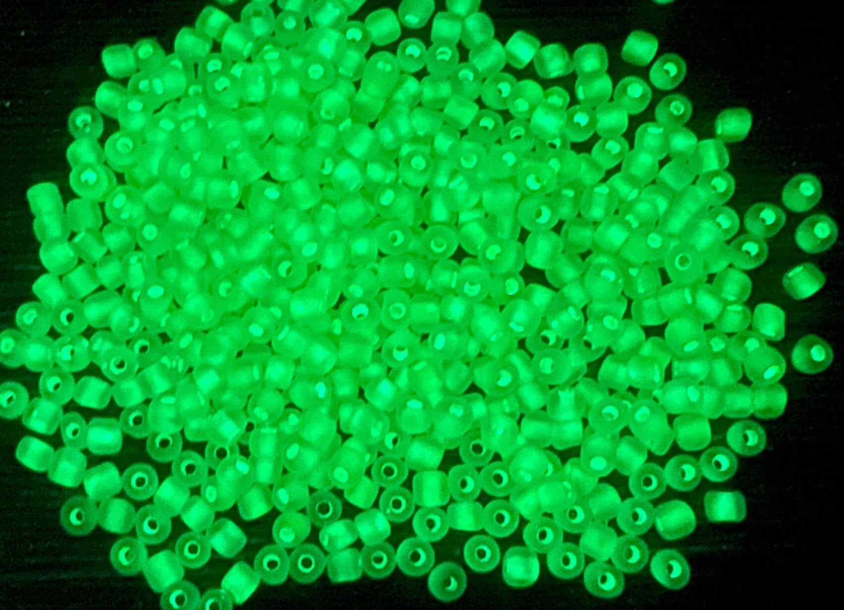 GLOW Matte Glass Beads, 4mm 6/0 Glass Beads, Glow in Dark Frosted Neon Yellow Seed Beads, Rocailles Beads, Beading Supplies #2313