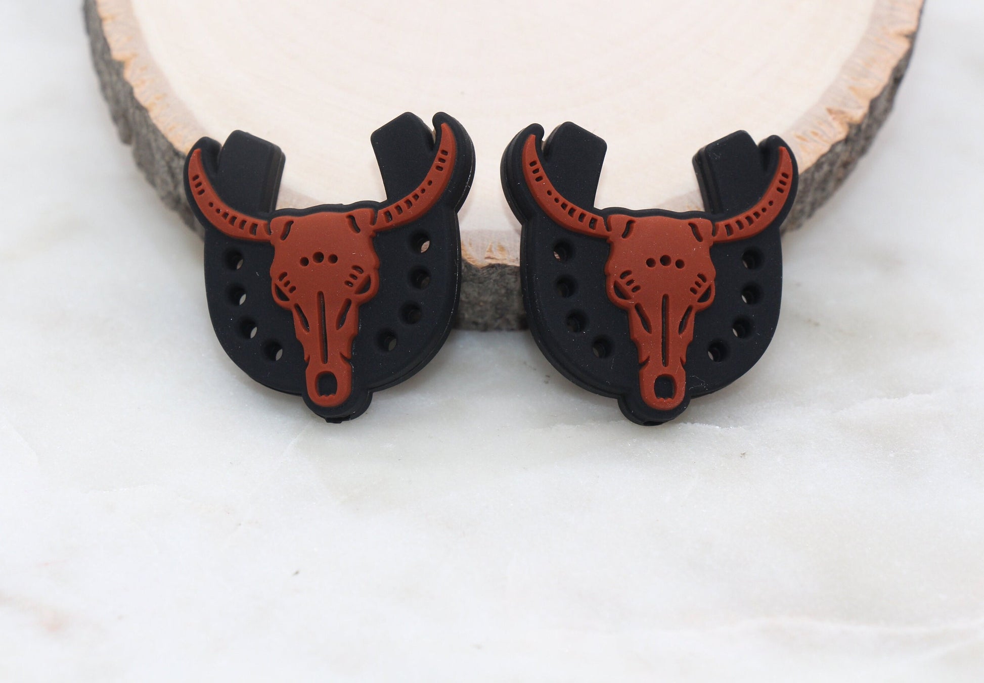 Western Horseshoe Silicone Beads, Long Horn Cow Skull Head Beads, Cow Focal Silicone Beads, Chunky Beads, Silicone Loose Beads #313