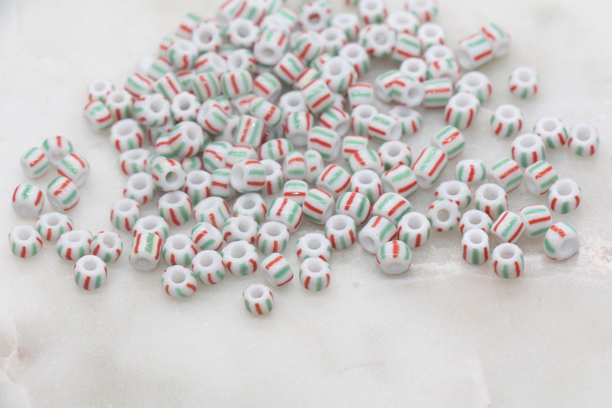 5mm Striped Glass Seed Beads, Size 3/0 Red and Green Striped Glass Seed Beads, Rocailles Beads, Bead Bracelet, Beading Supplies #2747