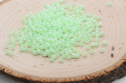 Round Creamy Glass Seed Beads, 4mm 6/0 Glass Round Seed Beads, Creamy Mint Green Seed Beads, Glossy Rocailles Beads, Beading Supplies #2731