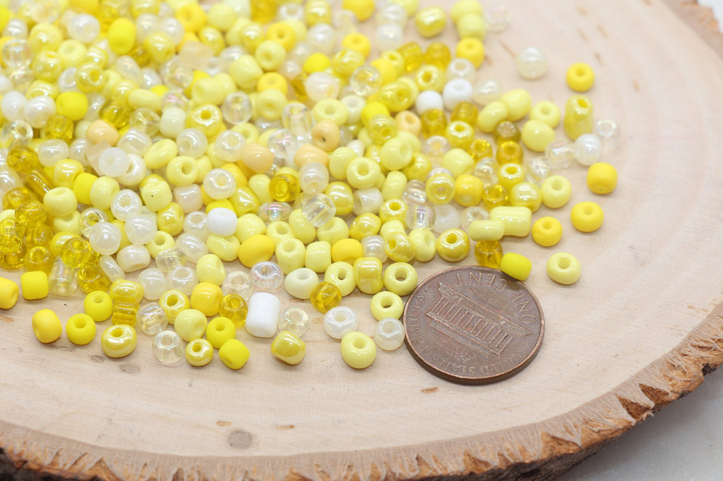 Mix Yellow and White Glass Seed Beads, Size 4mm 6/0 Glass Seed Beads, Multicolor Seed Beads, Rocailles Beads, Bracelet Beads #3094