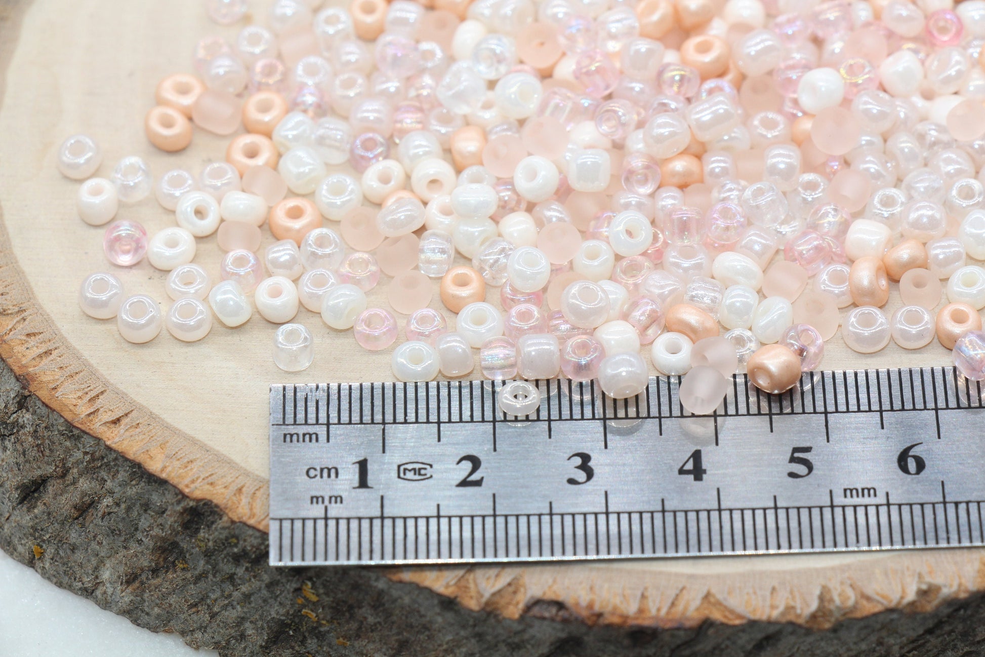 Mix Peach and White Glass Seed Beads, Size 4mm 6/0 Glass Seed Beads, Multicolor Seed Beads, Rocailles Beads, Bracelet Beads #3111