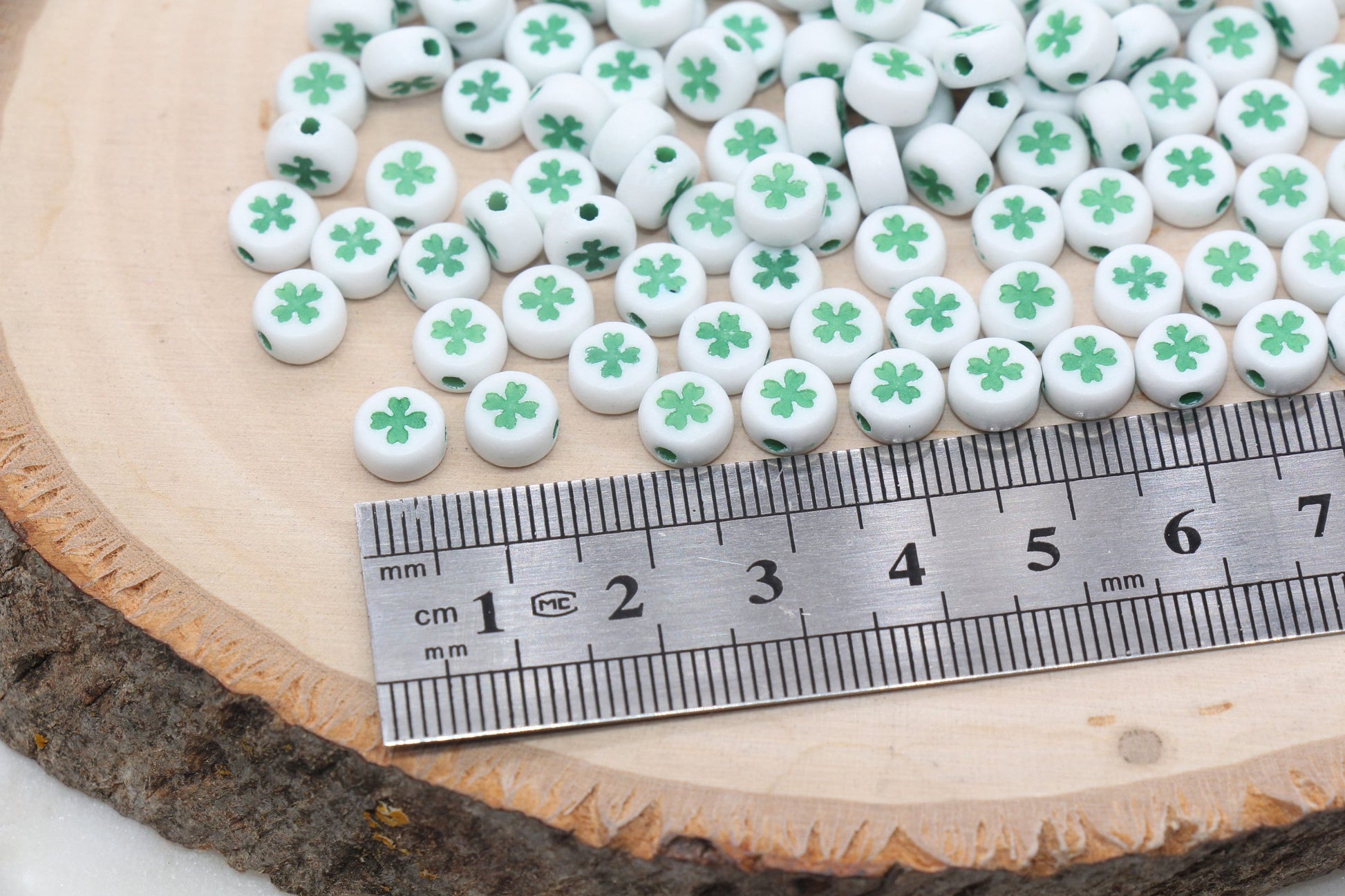 Four Leaf Clover Beads Beads, Shamrock Round Beads, White Beads with Green Leaf Clover Beads, Bracelet Beads, Jewelry Making, Size 7mm #2979