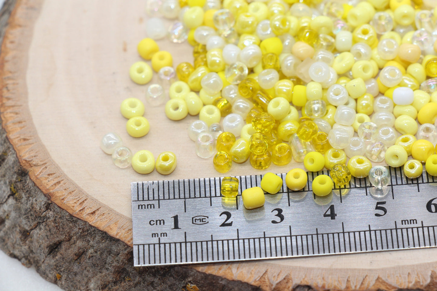Mix Yellow and White Glass Seed Beads, Size 4mm 6/0 Glass Seed Beads, Multicolor Seed Beads, Rocailles Beads, Bracelet Beads #3094